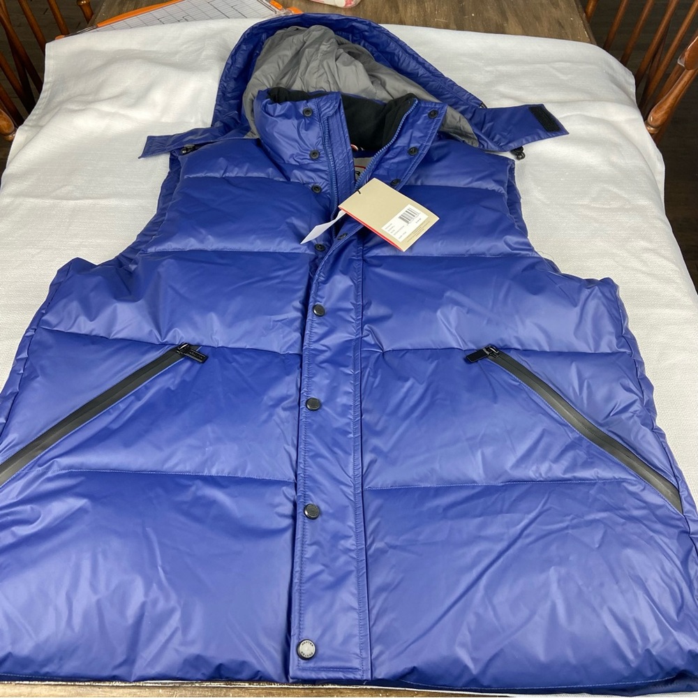 Men's Blue Puffer Vest Hunter Brand Size XL NWT
